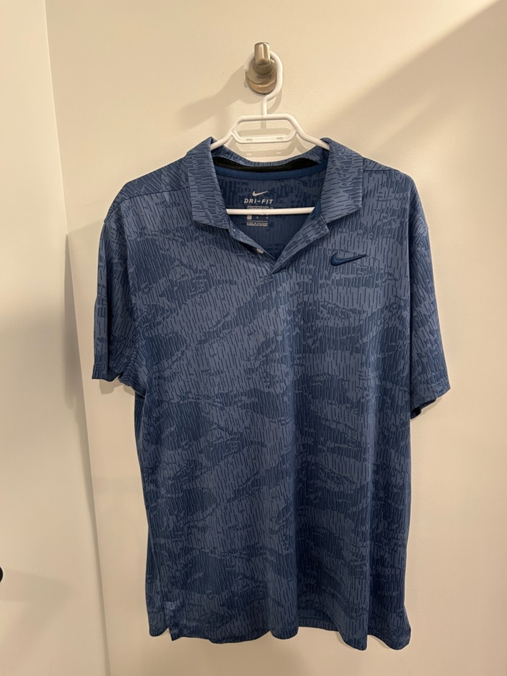Nike Men's Navy Patterned Dri-FIT Polo